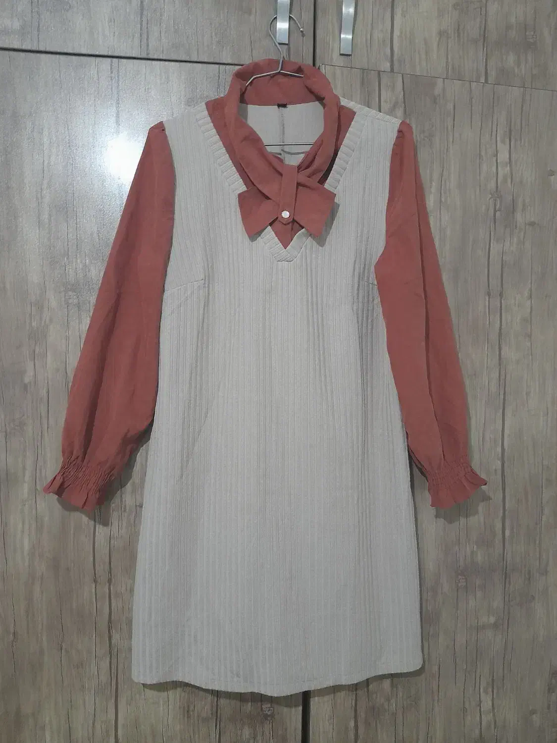 سارافون|لباس|پردیس, فاز ۳|دیوار