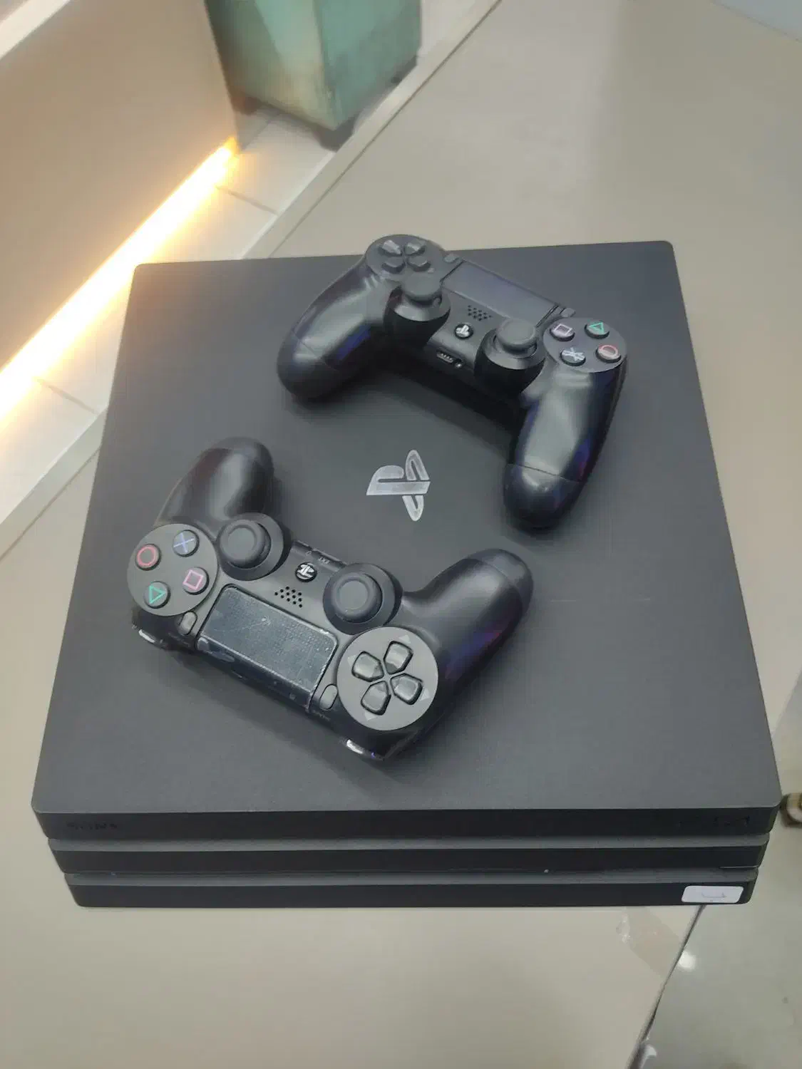 ps4 pro 1tb دو دسته|کنسول، بازی ویدئویی و آنلاین|تهران, فلسطین (میدان انقلاب)|دیوار