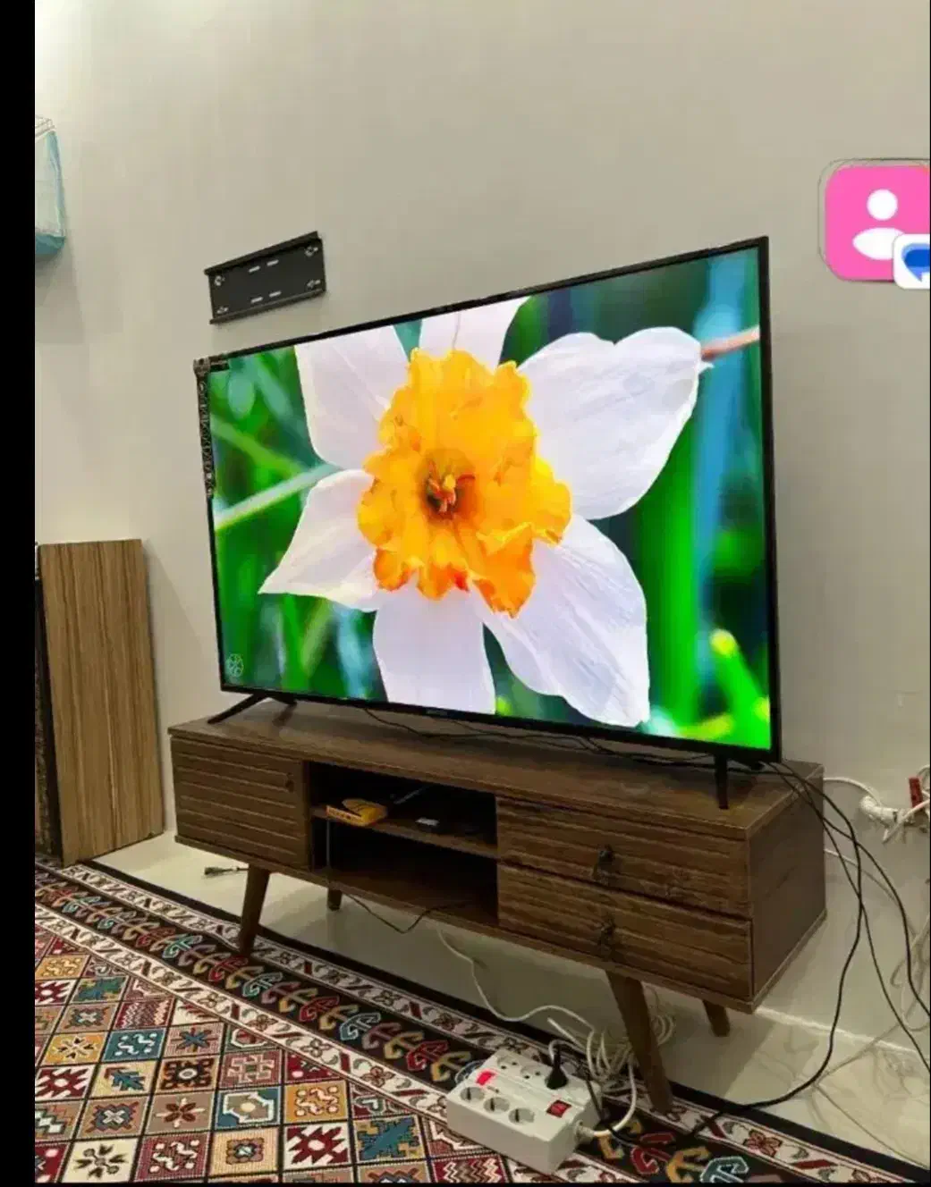 ال ای دی ۴۹ مارک الجی همراه با کارتن|تلویزیون و پروژکتور|نورآباد ممسنی, |دیوار
