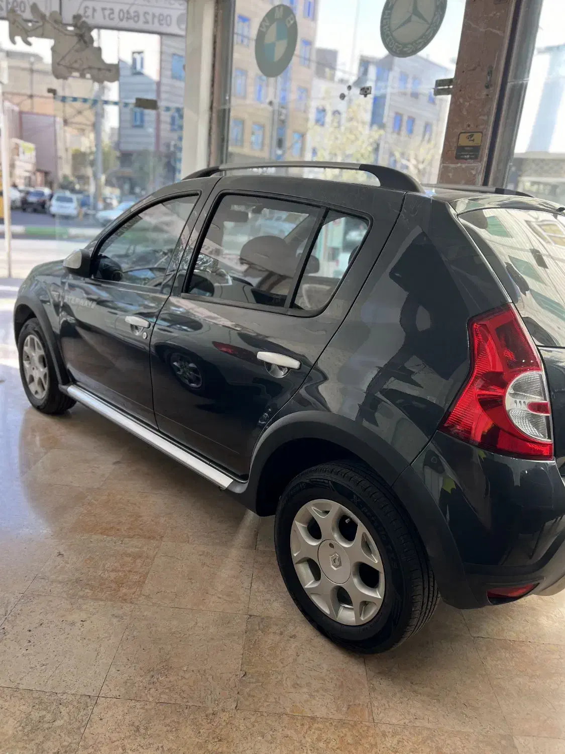 رنو ساندرو استپ وی بدون رنگ در حد صفر|خودرو سواری و وانت|باقرشهر, |دیوار