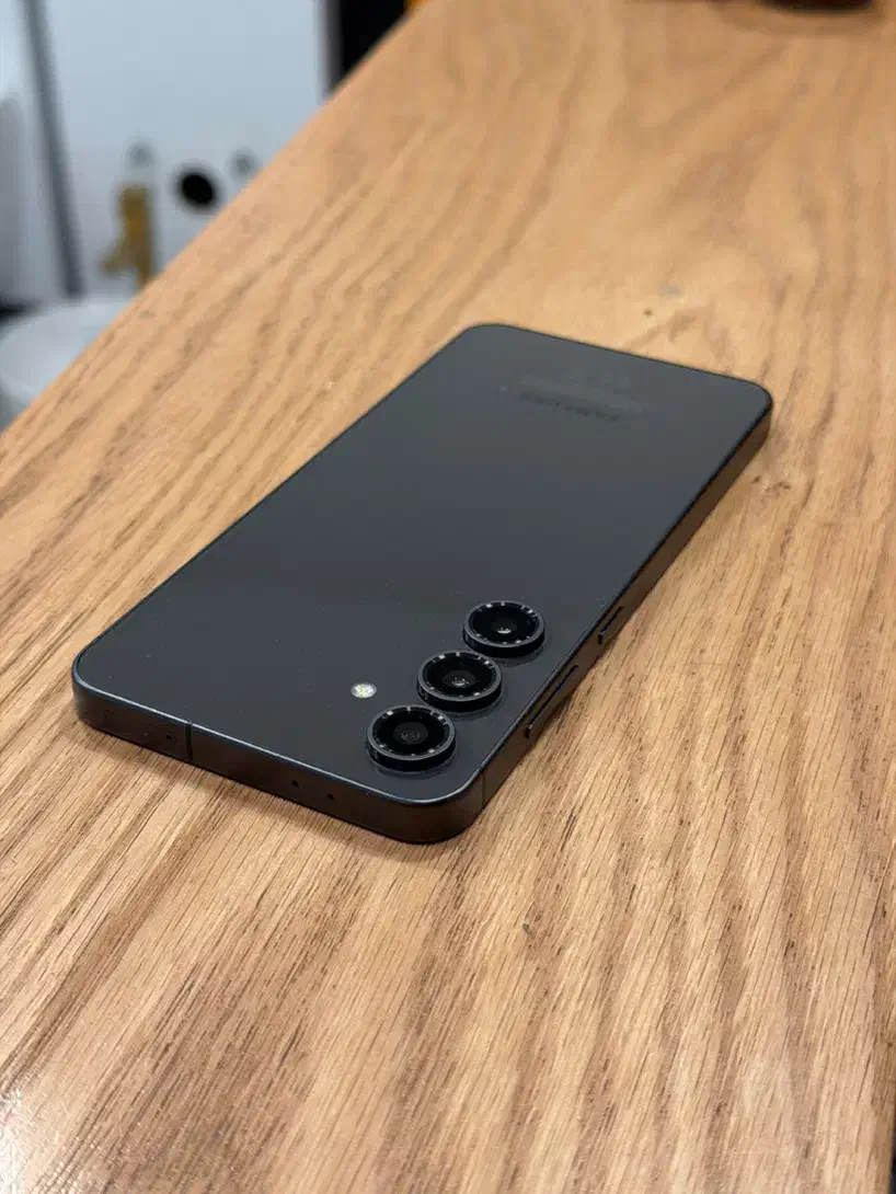 گلگسی اس ۲۴ FE - ۲۵۶ رم ۸|موبایل|مشهد, عامل|دیوار