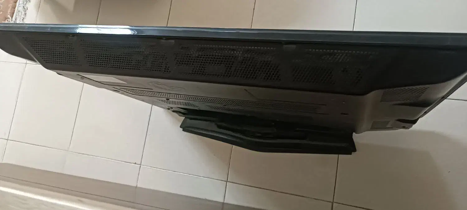 تلویزیون ال جی|تلویزیون و پروژکتور|شیراز, دینکان|دیوار