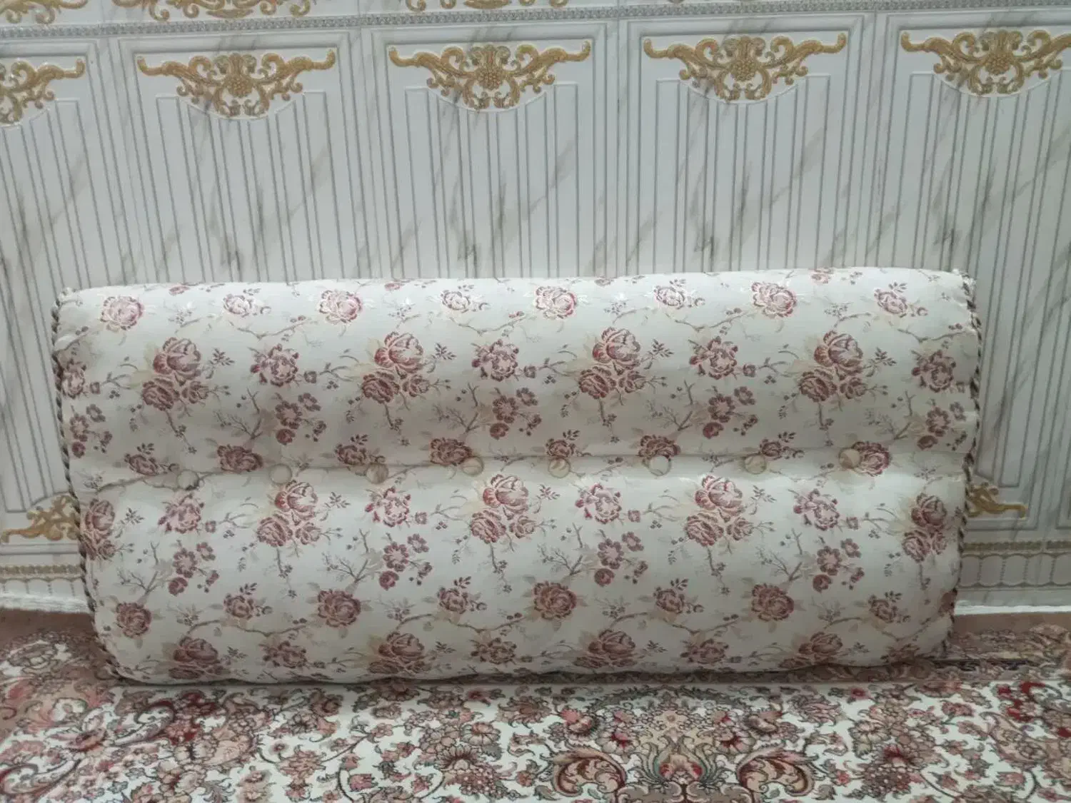 پشتی نو|پشتی|بروجرد, |دیوار