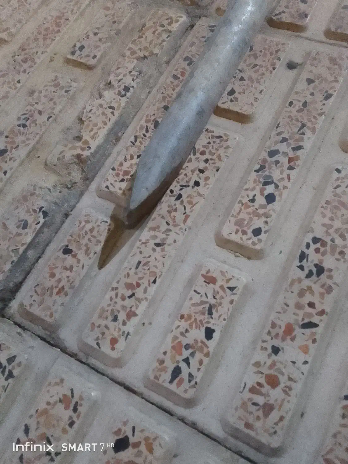 میله نوک تیز|ابزارآلات|تبریز, |دیوار