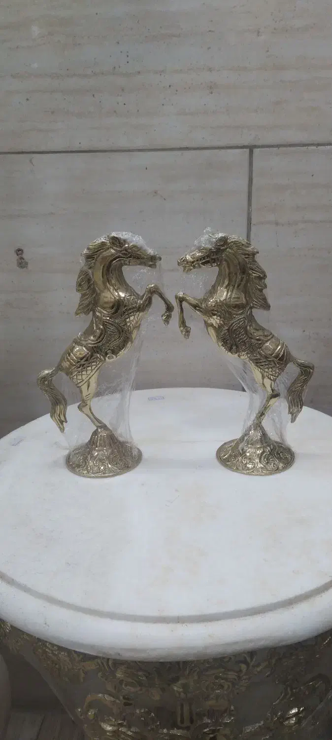 مجسمه|مجسمه، تندیس، ماکت|ورامین, خیر آباد|دیوار