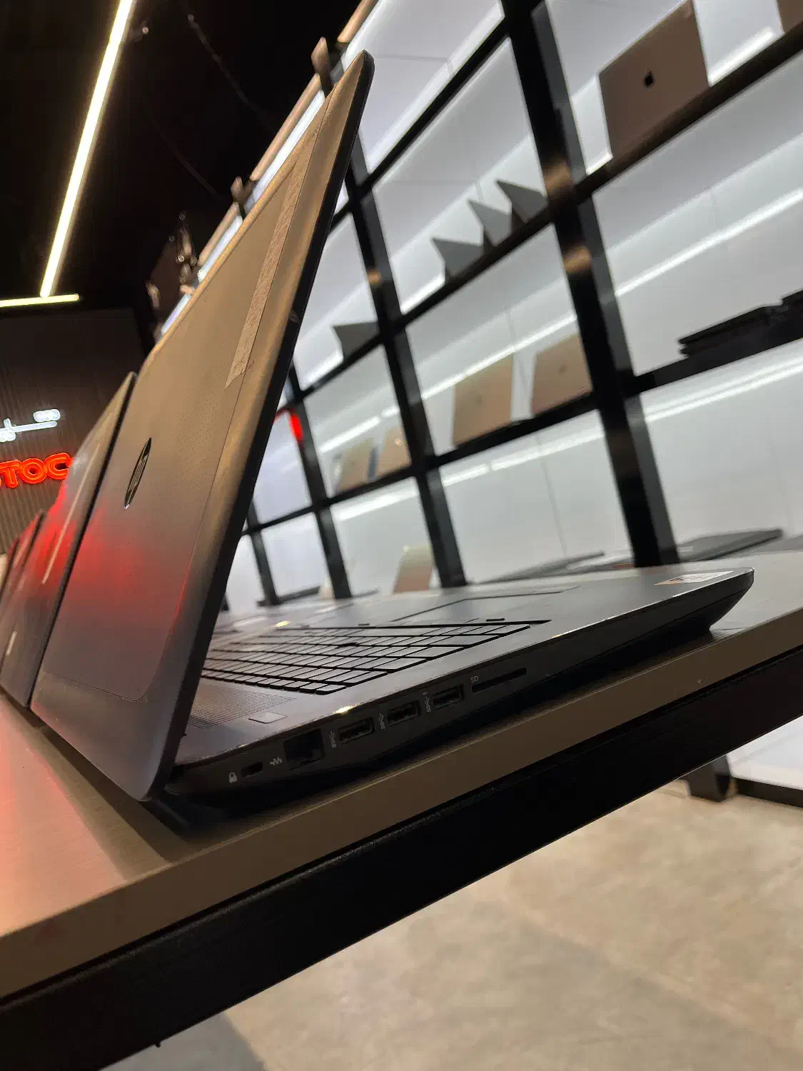 لپ تاپ گیمینگ قدرتمند zbook 17G3|رایانه همراه|شیراز, عفیف‌آباد|دیوار