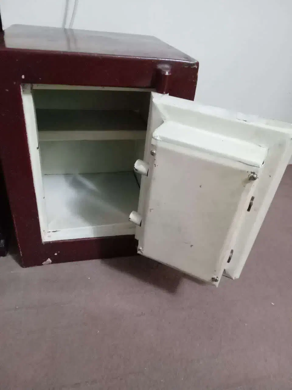 گاوصندوق ۵۰ کیلویی|ابزارآلات|تهران, پرستار|دیوار