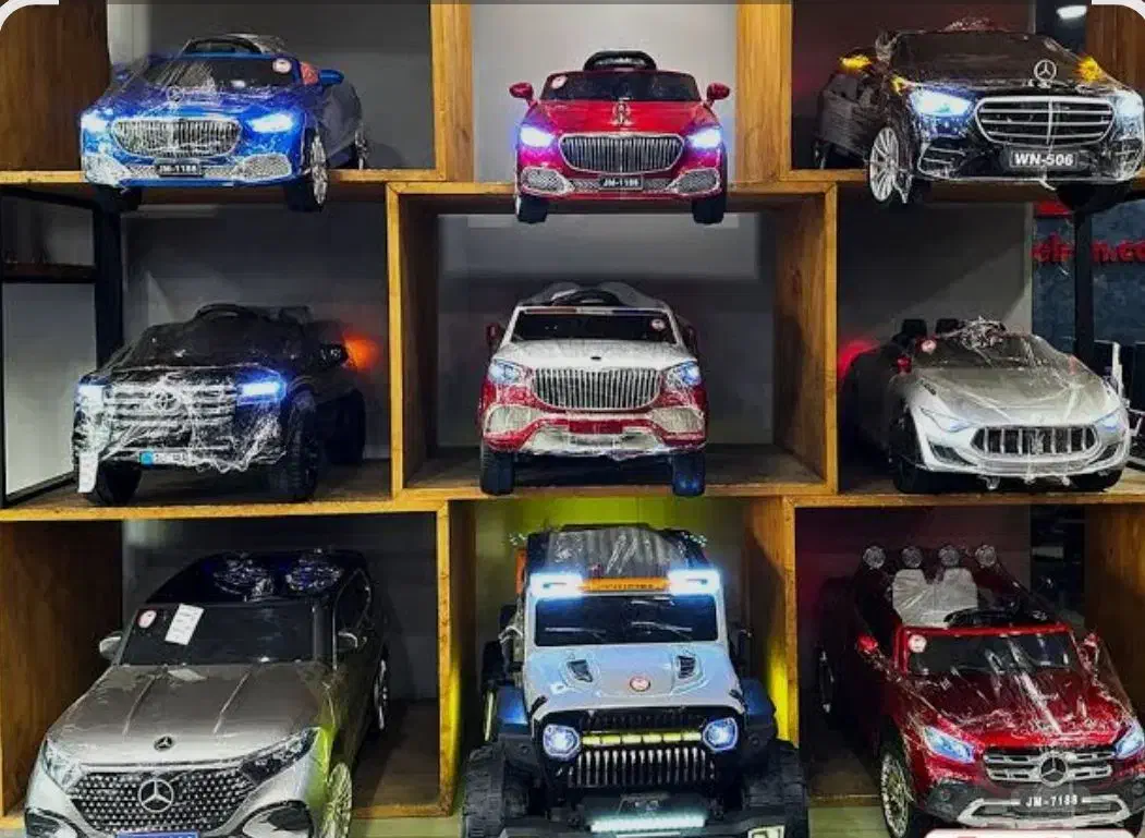 ماشین شارژی لاستیک پهن و مقاوم|اسباب‌‌بازی|بم, |دیوار