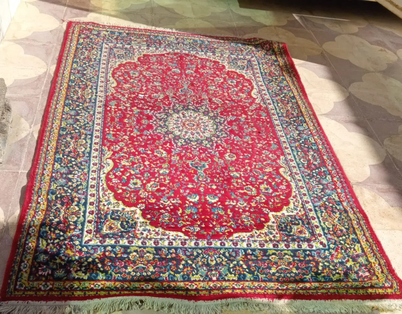 فرش / قالیچه ماشینی|فرش|شیراز, شهرک استقلال|دیوار