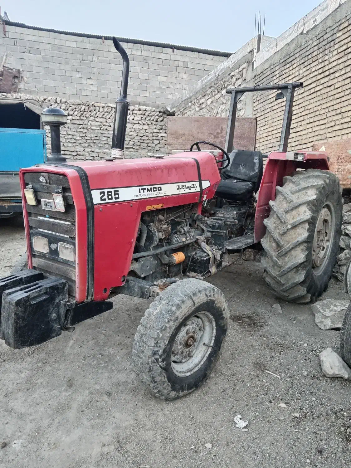 تراکتور ۲۸۵مدل ۸۹|خودرو سنگین|کامیاران, |دیوار