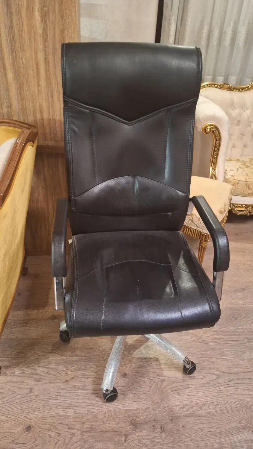 صندلی گردان مدیریتی|مبلمان اداری|اصفهان, مهدی آباد|دیوار