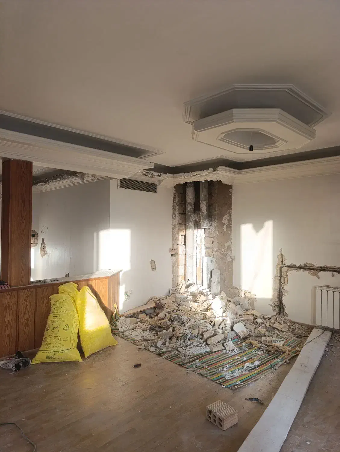 تخریب جزی و کلی ساختمان. تعمیرات|خدمات پیشه و مهارت|مشهد, چهارچشمه|دیوار