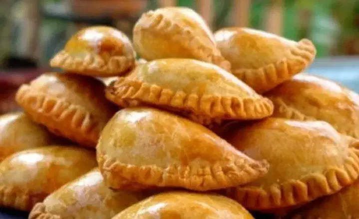 پیراشکی خونگی|خوردنی و آشامیدنی|فریدون‌کنار, |دیوار