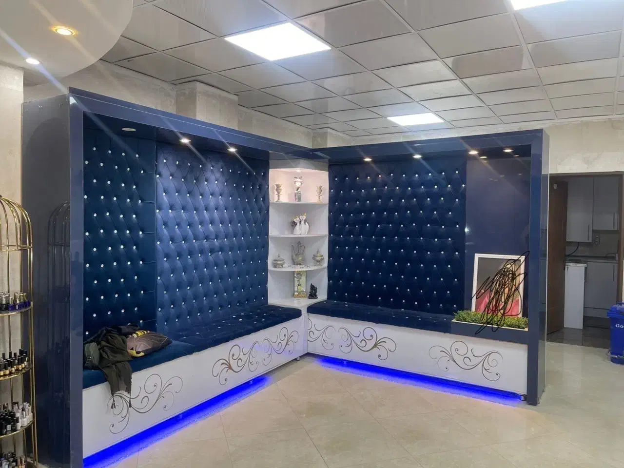 فروش تجهیزات ارایشگاه زنانه|آرایشگاه و سالنهای زیبایی|کرمان, |دیوار