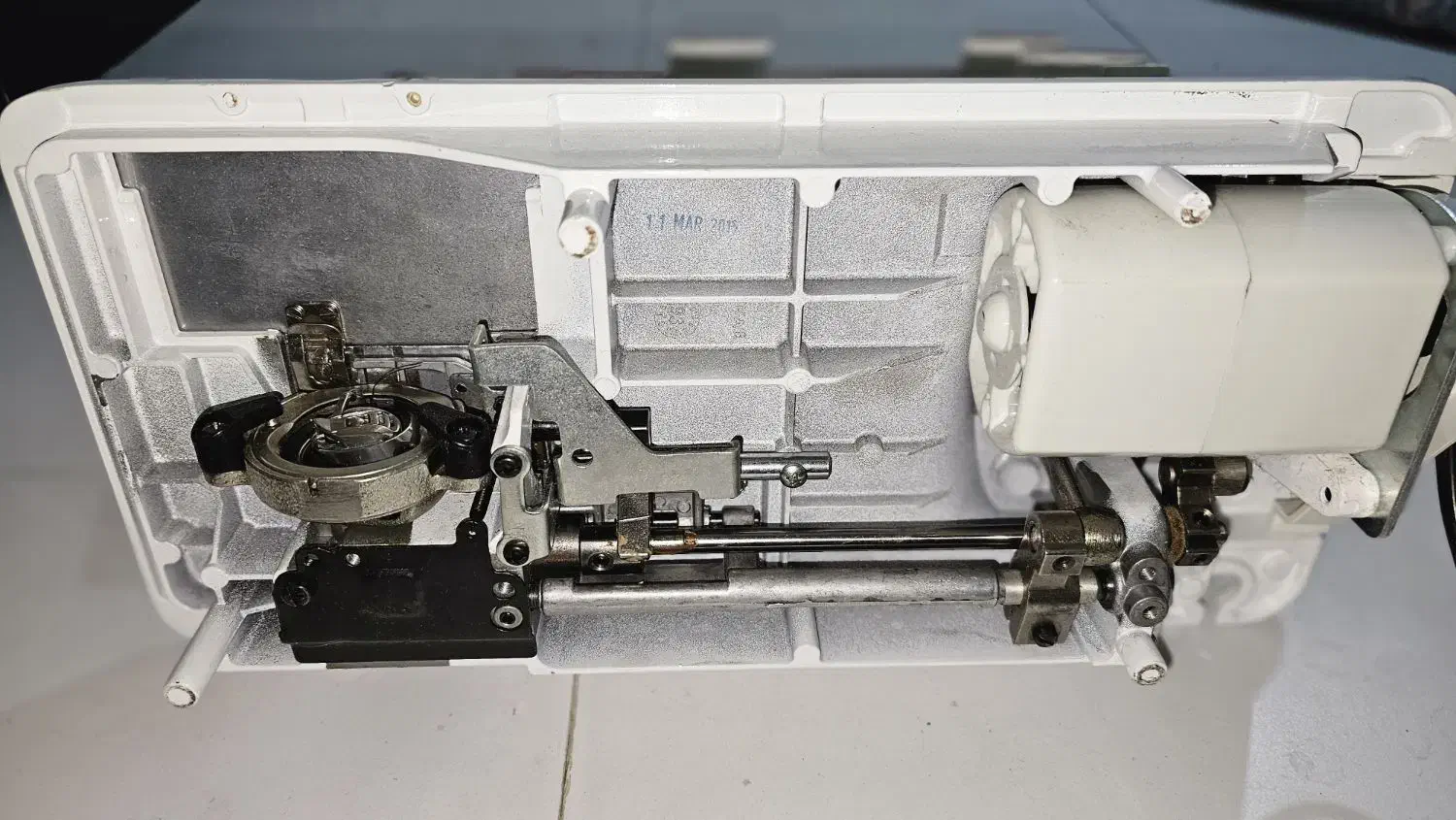 چرخ خیاطی کاچیران یاسمن 401|چرخ خیاطی و ریسندگی|مهاباد (آذربایجان غربی), |دیوار