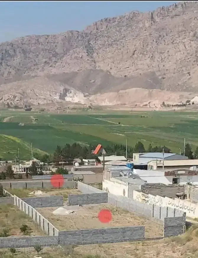 زمین ۱۰۰۰ متری دیوارکشی شده کنار جاده اصلی|فروش زمین و ملک کلنگی|مرودشت, مجد آباد|دیوار