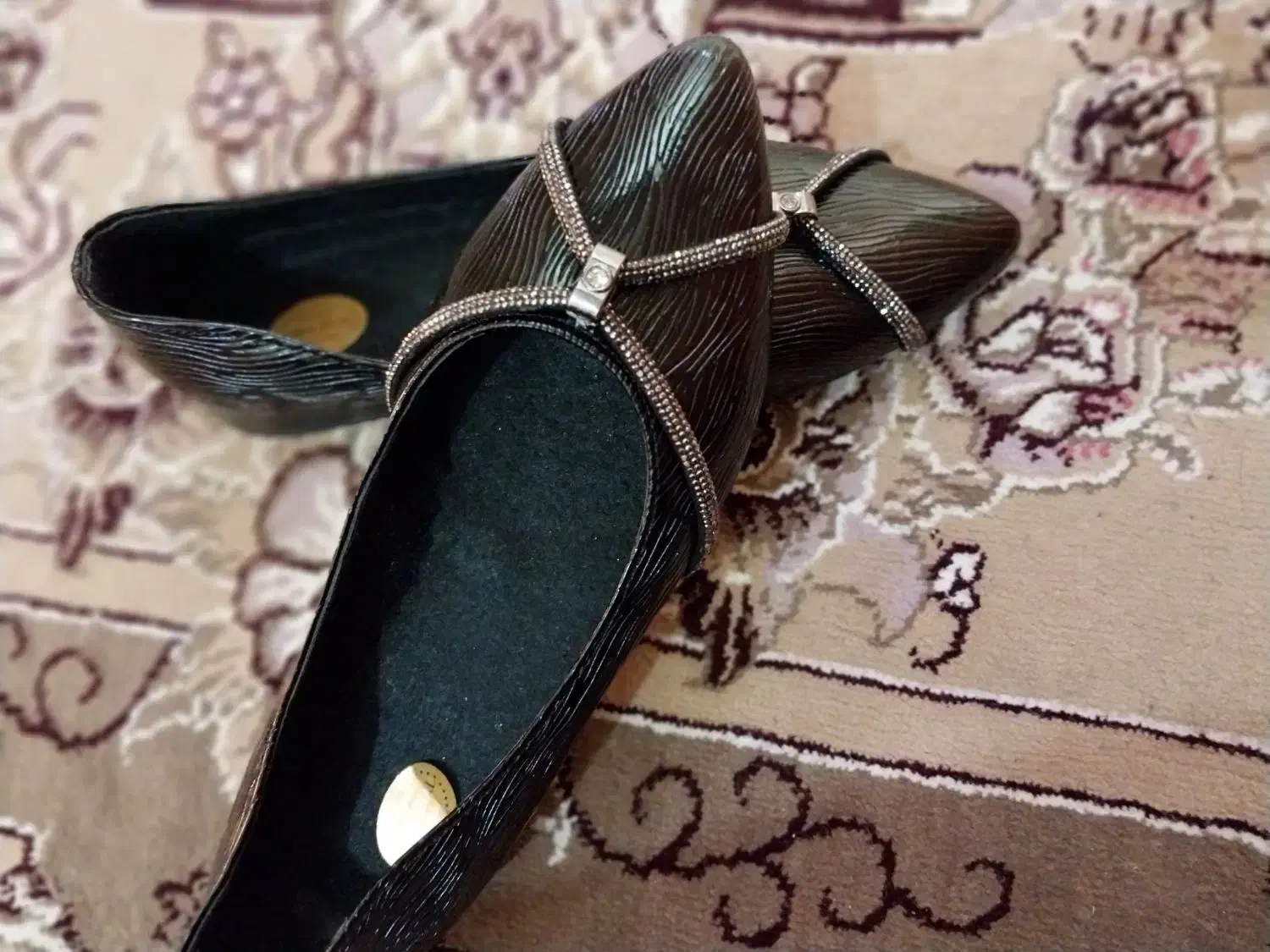 کفش نو|کیف، کفش، کمربند|زابل, |دیوار