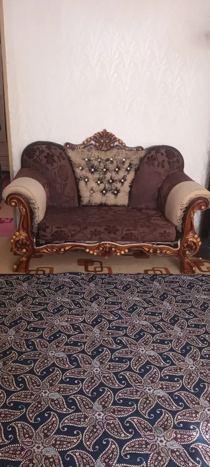 مبل جنس خوب و محکم|مبلمان خانگی و میز عسلی|کاشان, ولیعصر|دیوار