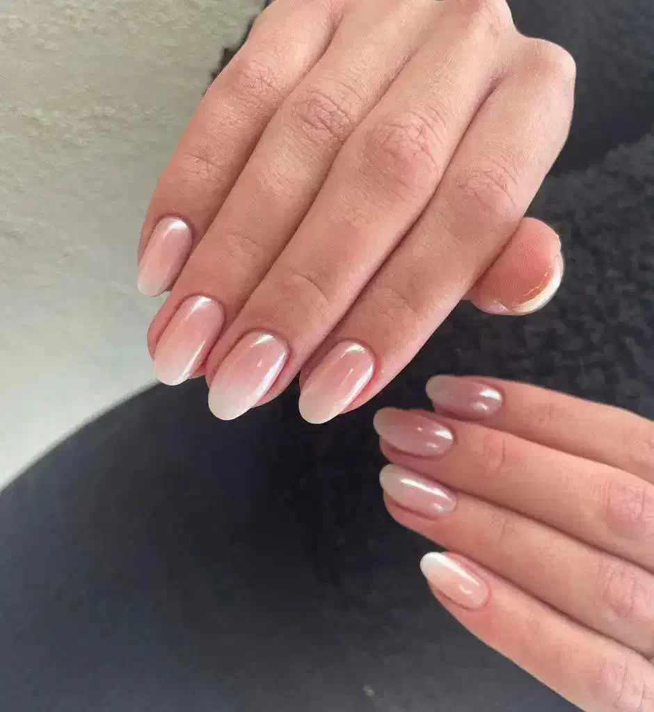 خدمات و کاشت ناخن با تخفیف ویژه به مدت محدود|خدمات آرایشگری و زیبایی|اصفهان, سرچشمه|دیوار