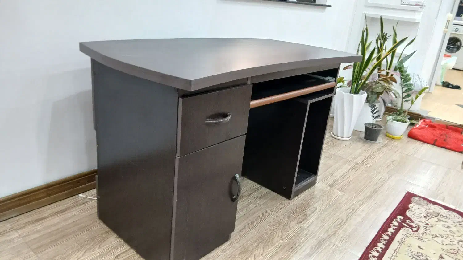 میز کامپیوتر|میز تحریر و کامپیوتر|آستانه اشرفیه, |دیوار