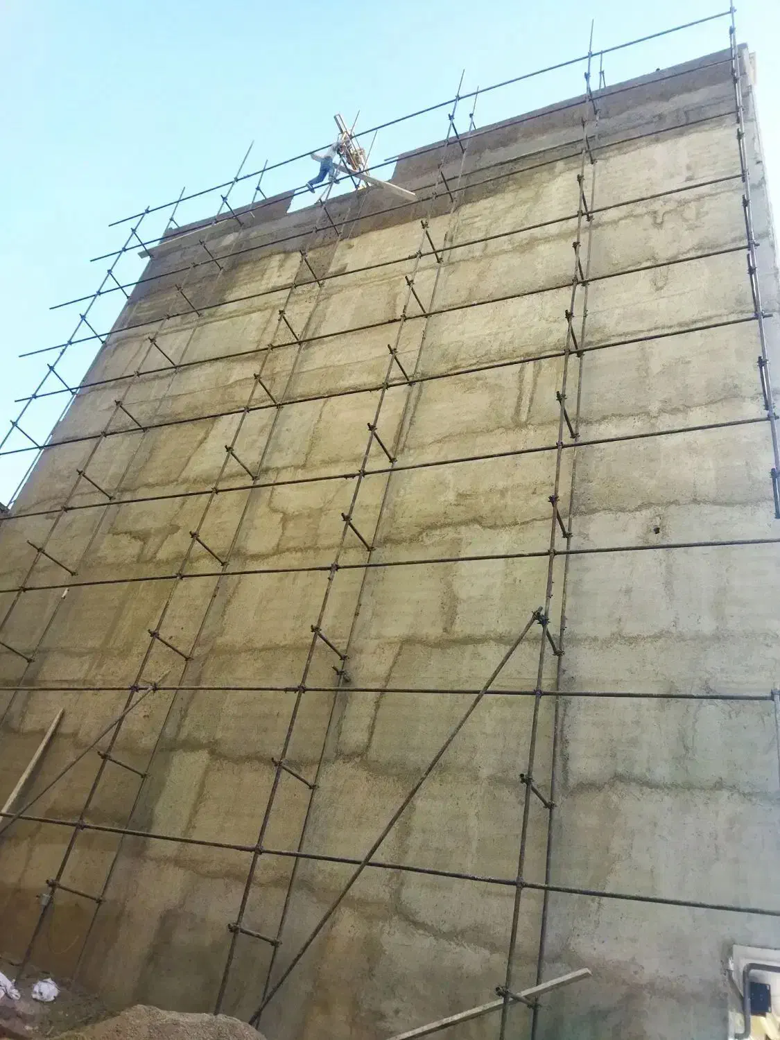 سیمانکاری سیاه وسفید|خدمات پیشه و مهارت|قائم‌شهر, |دیوار