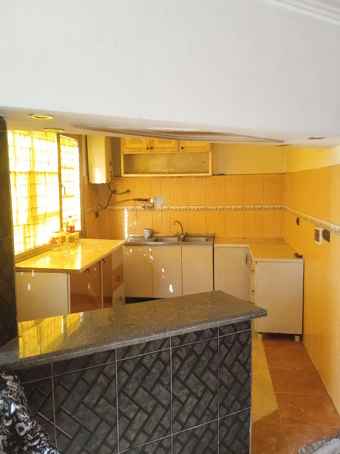 ۵۵ متر رهن ۵۰ میلیون و ۴میلیون کرایه|اجارهٔ آپارتمان|صباشهر, |دیوار