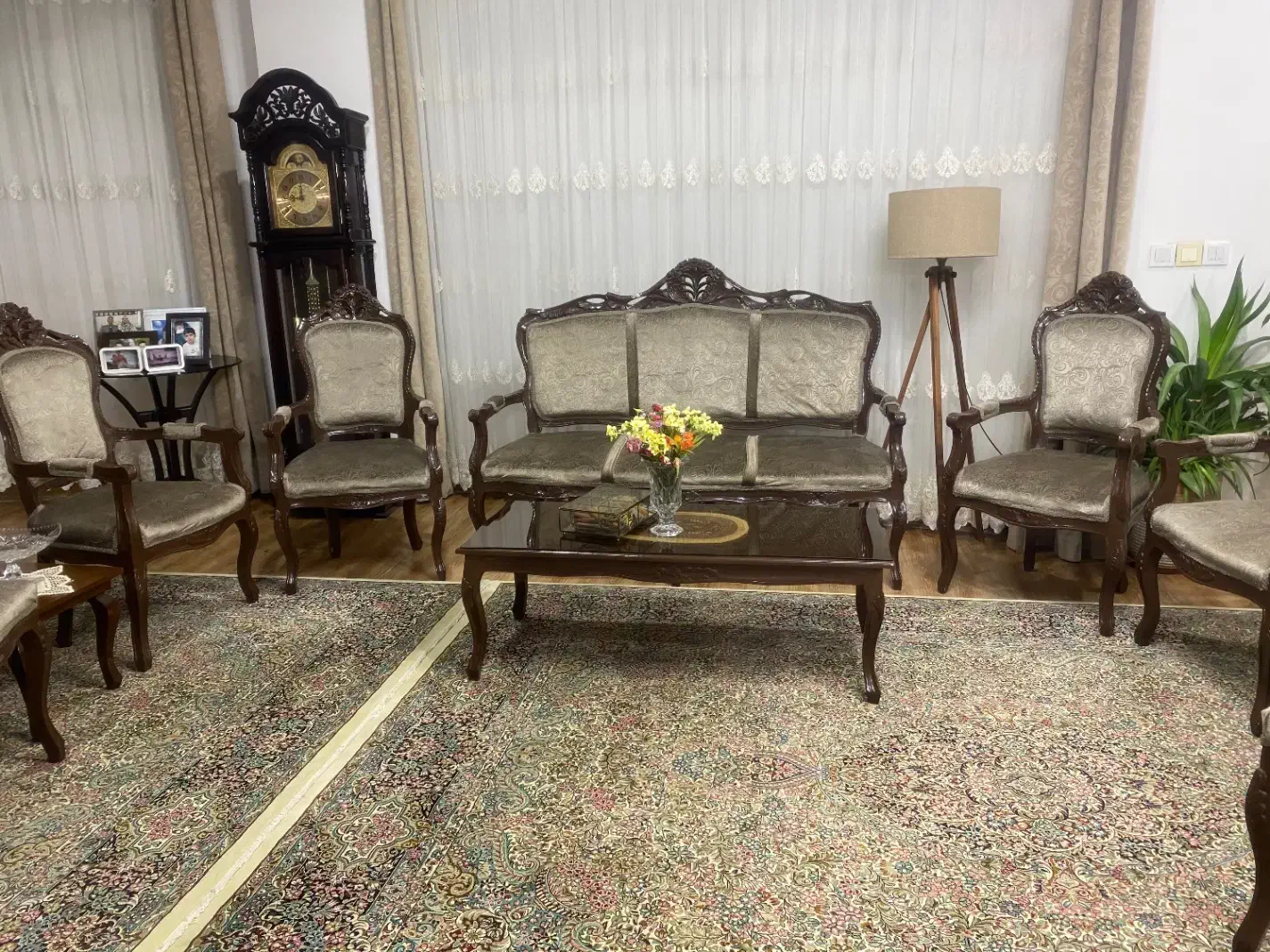 سرویس مبل و میز ناهار خوری|مبلمان خانگی و میز عسلی|رفسنجان, |دیوار