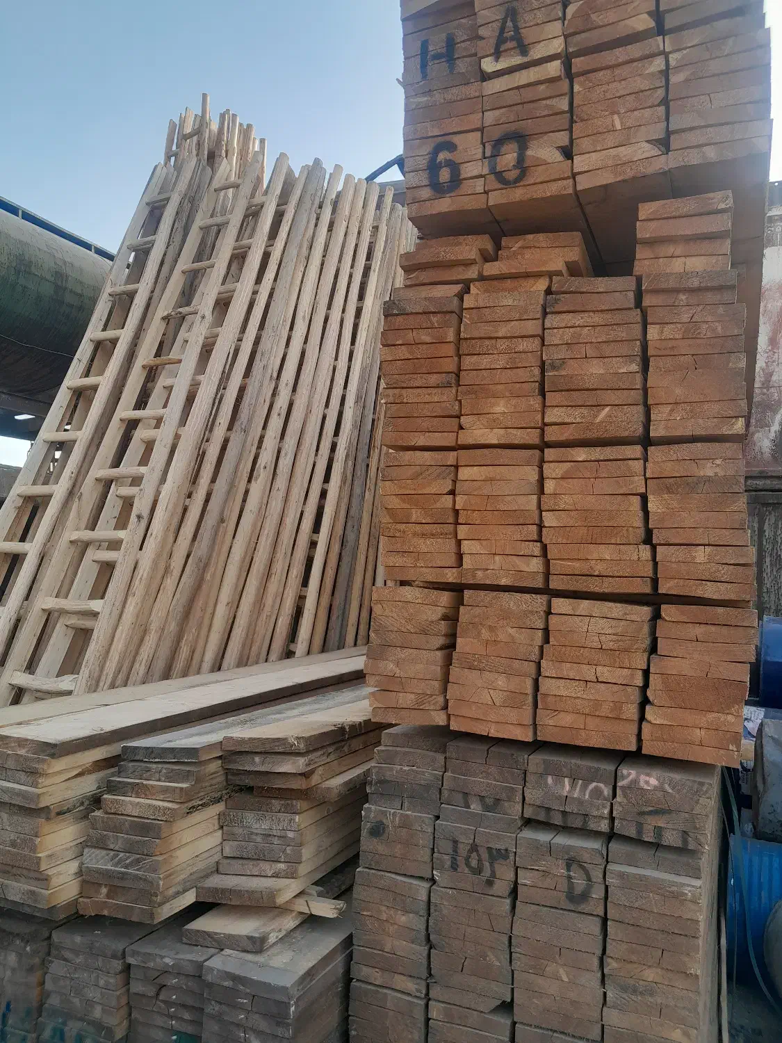 همکار فروش تخته ۲۲ و ۲۵ و ۲۸ و ۳۰ تخته بنایی|مصالح و تجهیزات ساختمان|تهران, مشیریه|دیوار