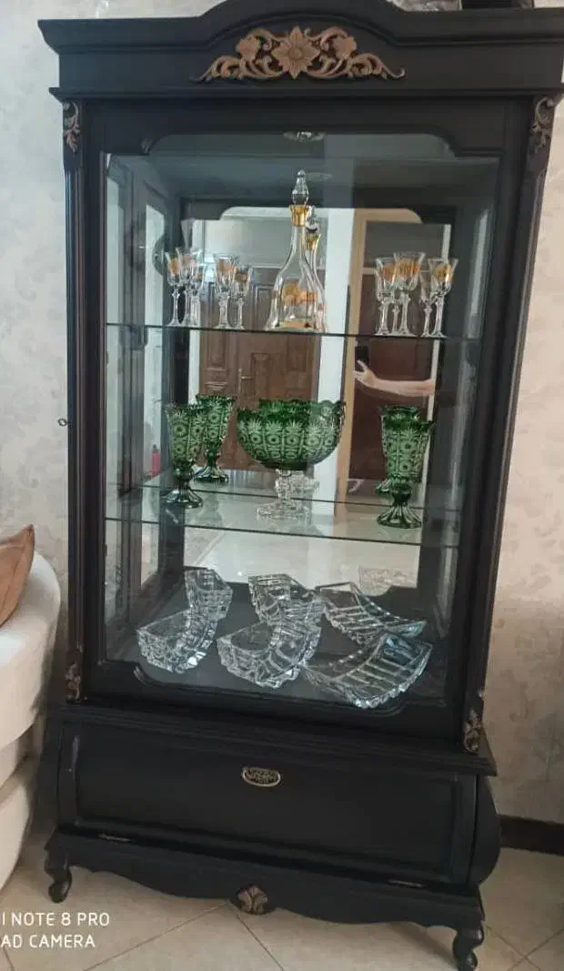 بوفه چوب گردو|بوفه، ویترین، کنسول|قزوین, |دیوار