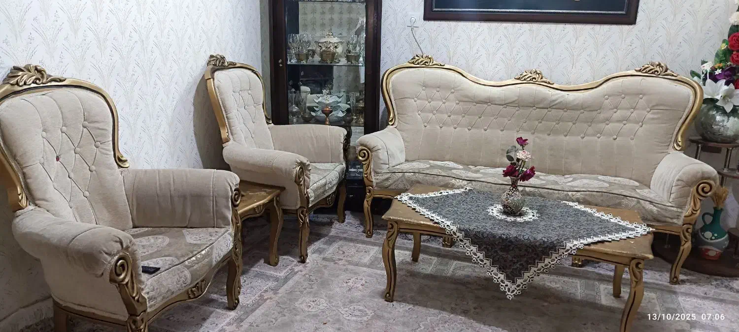 مبل سلطنتی سالم|مبلمان خانگی و میز عسلی|مشهد, کوی المهدی|دیوار