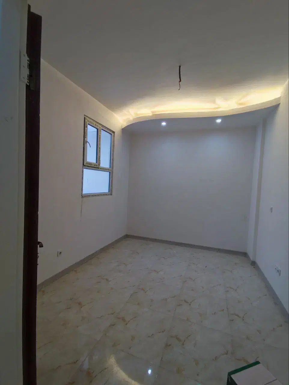 همایونویلا نوساز / کوچه مشجر / سازنده برند|فروش آپارتمان|محمدشهر, همایون ویلا|دیوار