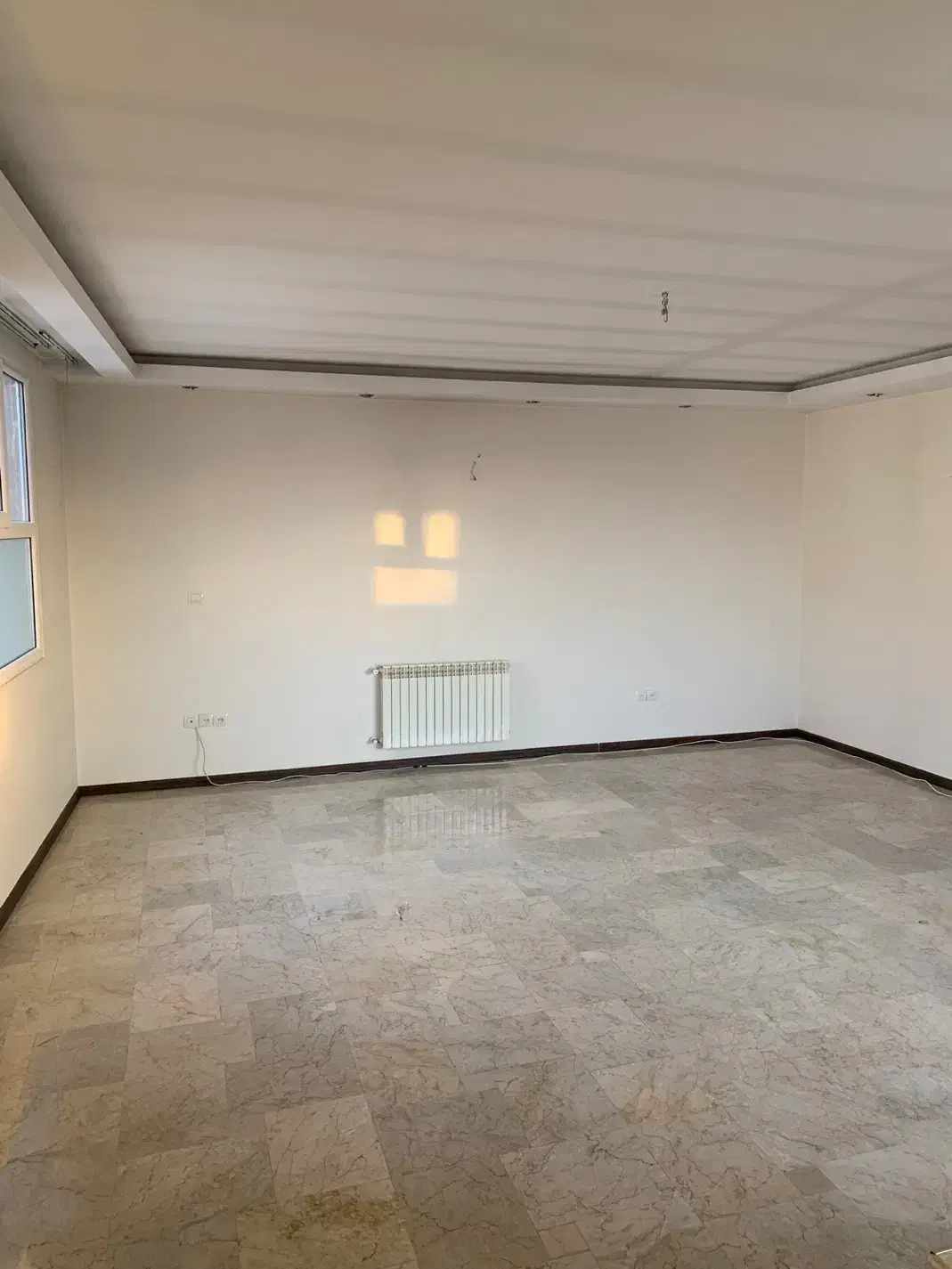 ۹۳ متر دو خواب شیان ( لویزان ) ( با امکانات )