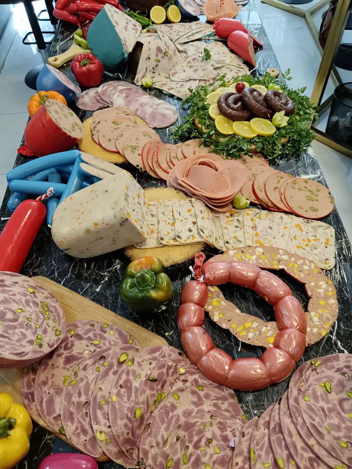 سوسیس و کالباس|خوردنی و آشامیدنی|نیشابور, شهرک فیروزه|دیوار