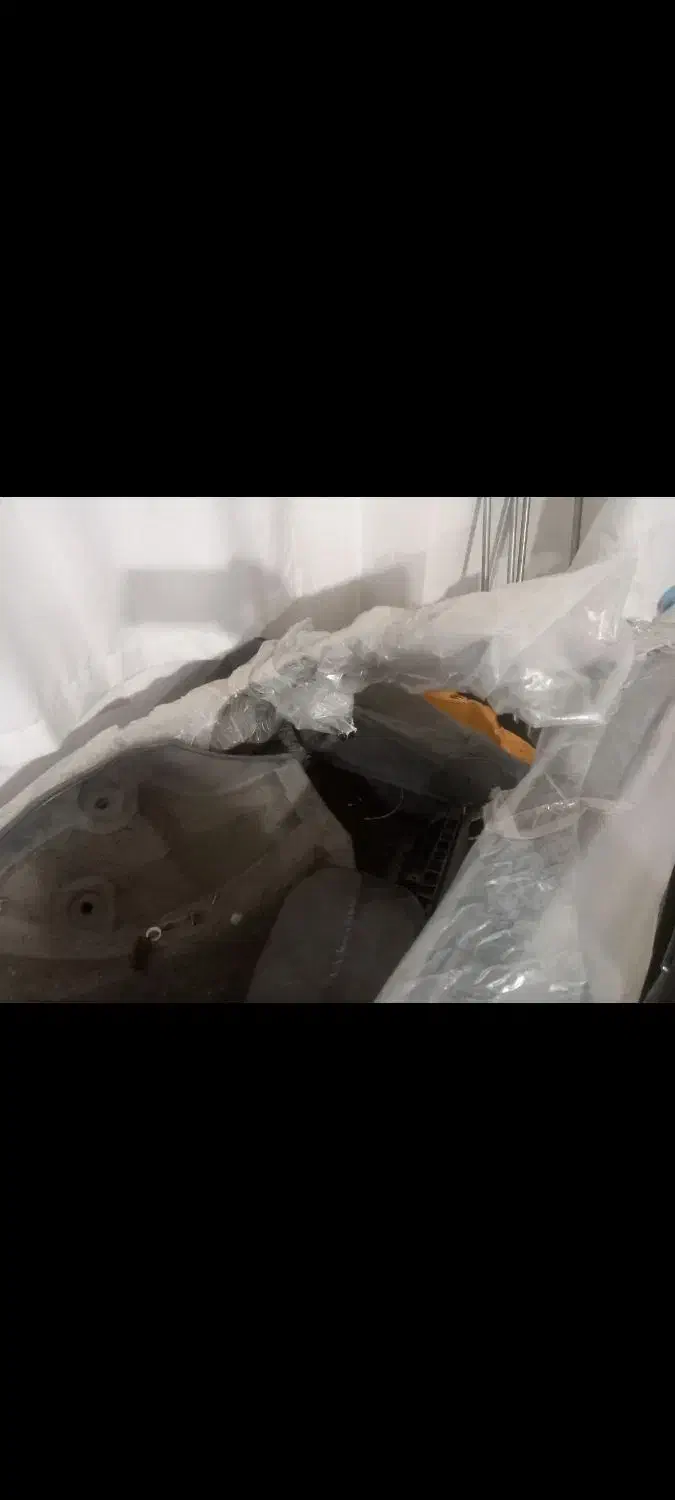 درب و گلگیر جلو چپ دیاق رکاب چپ رنو داستر|قطعات یدکی و لوازم جانبی|محمدیه-قزوین, |دیوار