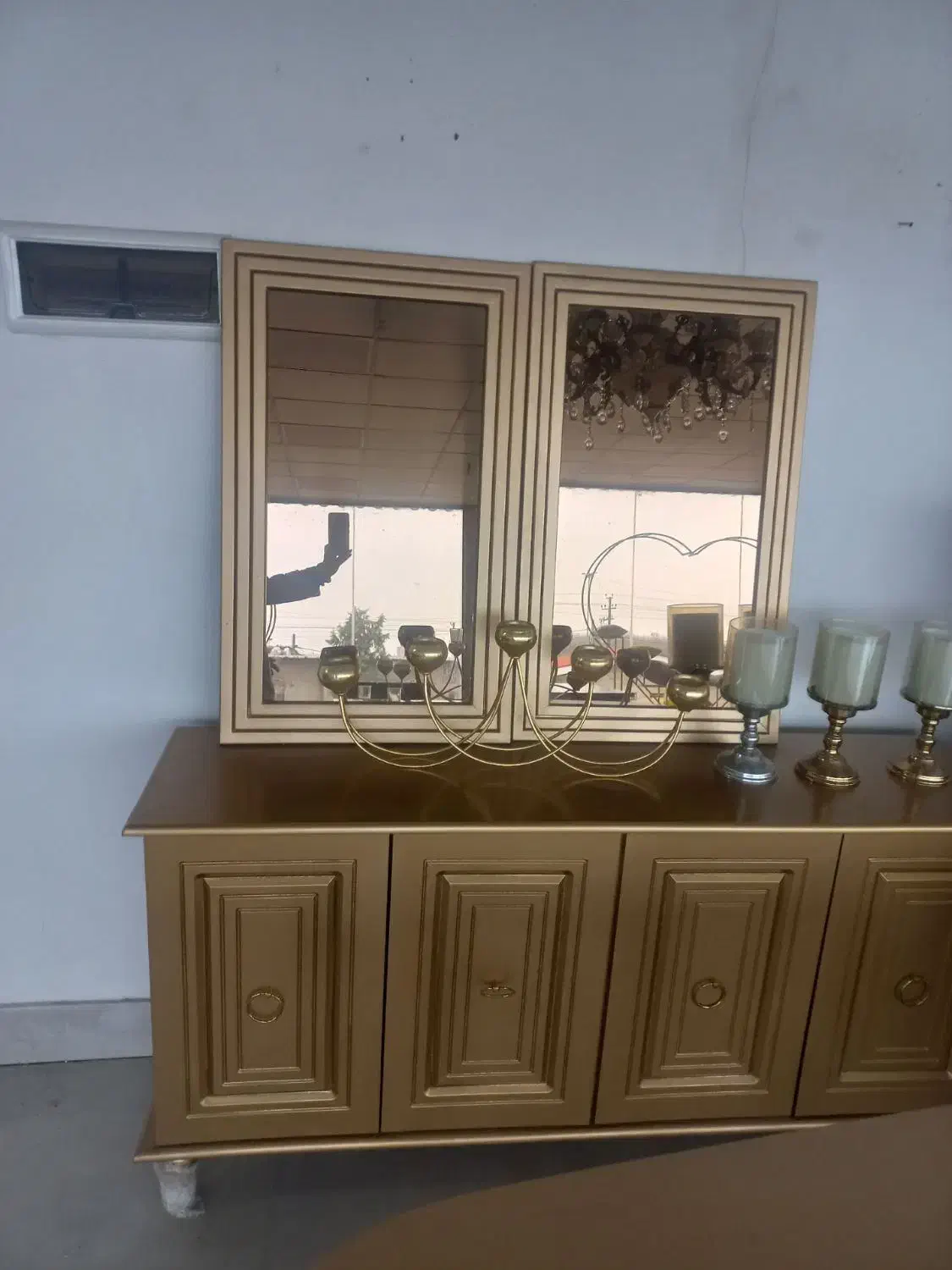 کنسول وآینه|بوفه، ویترین، کنسول|رشت, آتشگاه|دیوار