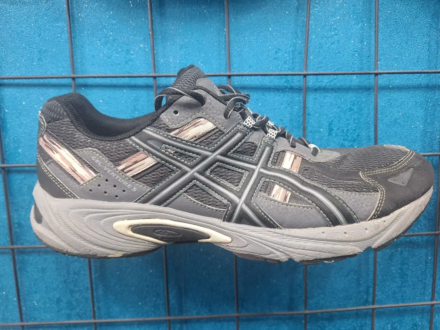 کتونی اورجینال|کیف، کفش، کمربند|پیرانشهر, |دیوار