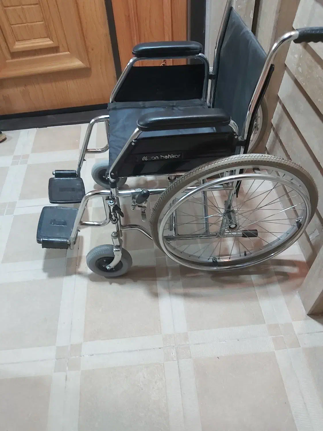ویلچر تاشو نو|آرایشی، بهداشتی، درمانی|اردبیل, |دیوار