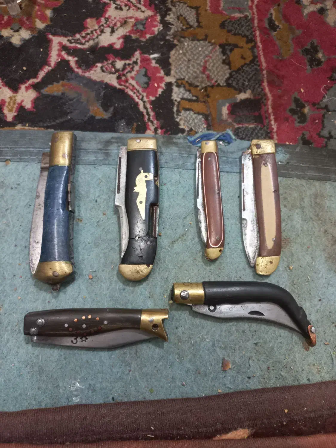 ۶ عدد چاقو قدیمی|کلکسیون اشیاء عتیقه|اراک, |دیوار