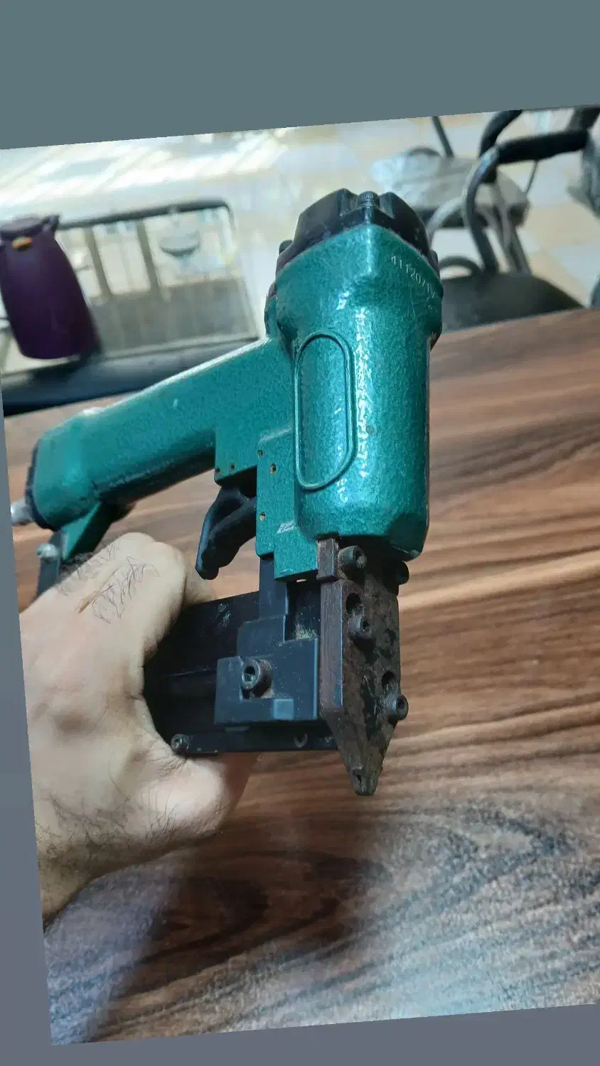 میخکوب آلمانی|ابزارآلات|اهواز, فرهنگ شهر|دیوار