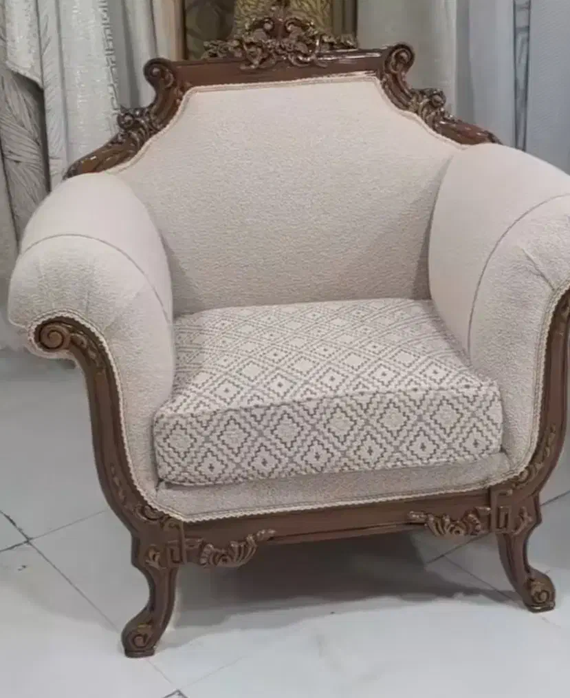 تعمیر و رویه کوبی مبلمان|خدمات پیشه و مهارت|صومعه‌سرا, |دیوار