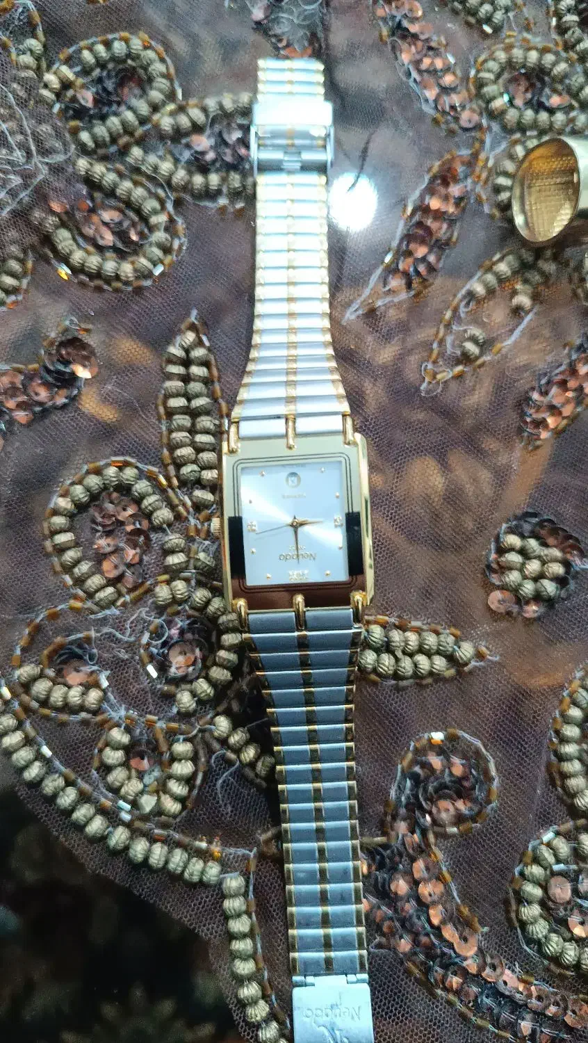 ساعت|ساعت|بروجرد, |دیوار