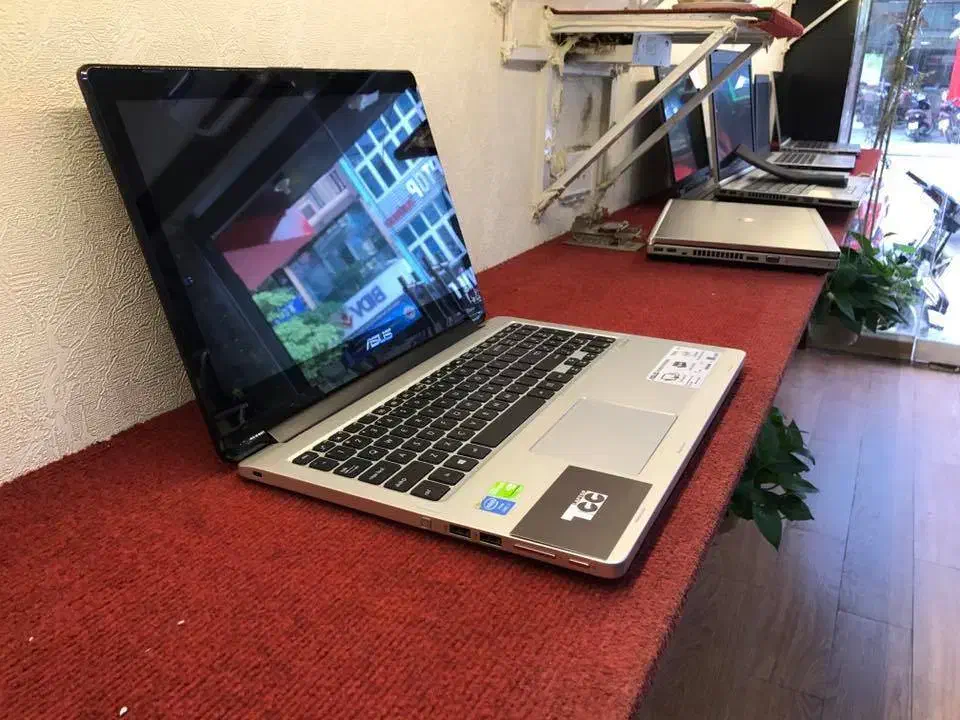 لپتاپ ایسوس تاچ ۳۶۰درجه تبلتی ۱۵.۶ اینچ مناسب ترید|رایانه همراه|تهران, فلسطین (میدان انقلاب)|دیوار