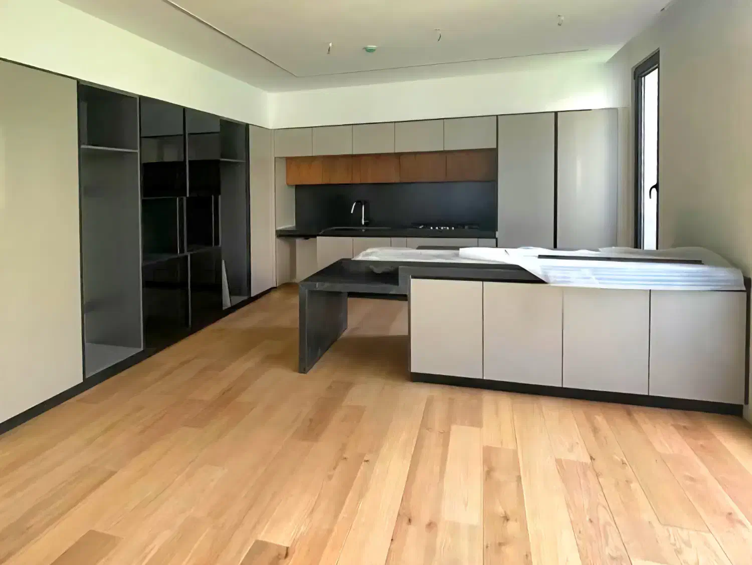 زعـفـرانـیــه ( نوساز  مدرن ) 300m