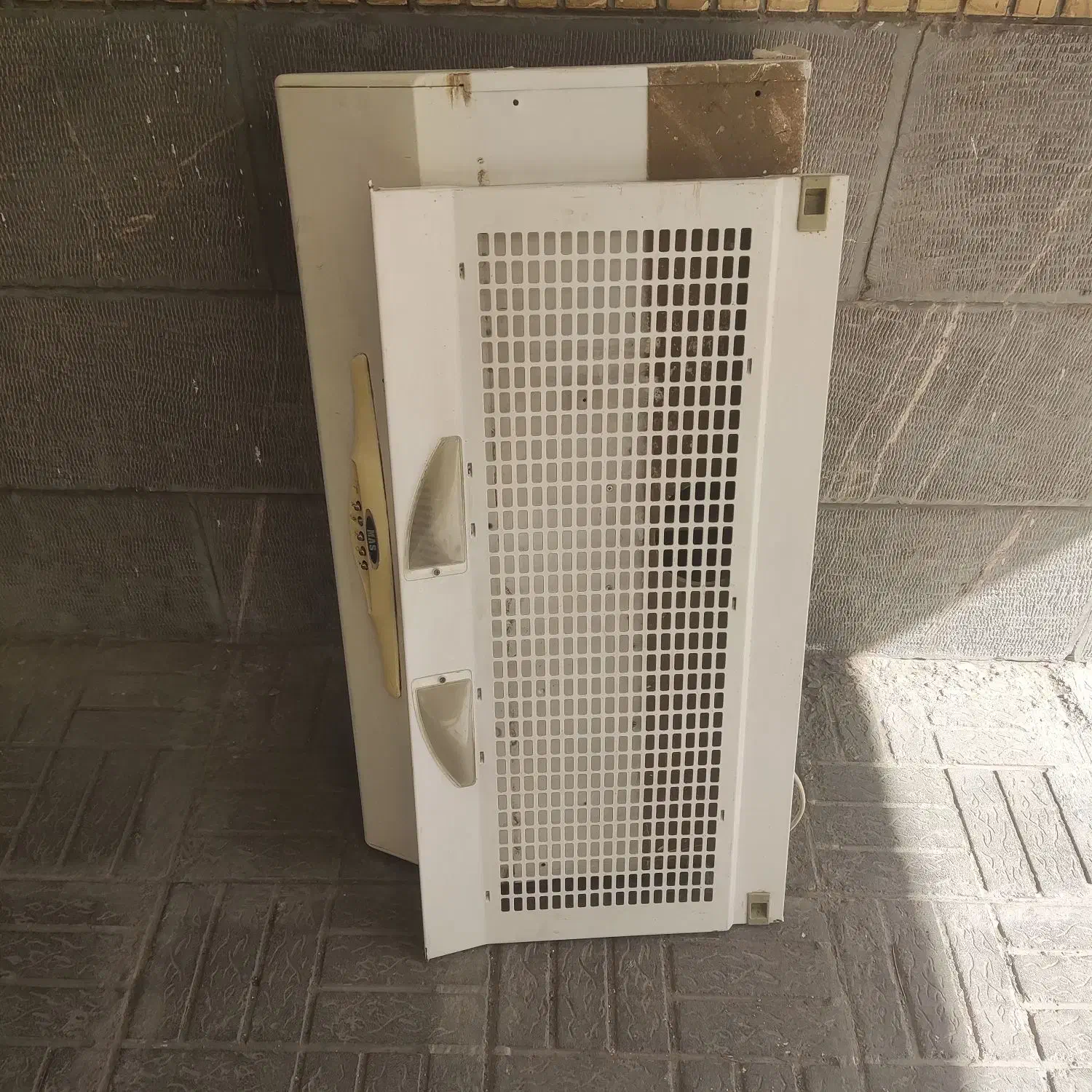 هود|هود|مشهد, حجاب (شهرک غرب)|دیوار