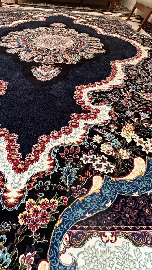 فرش ۱۲متری  نو|فرش|بندرعباس, |دیوار