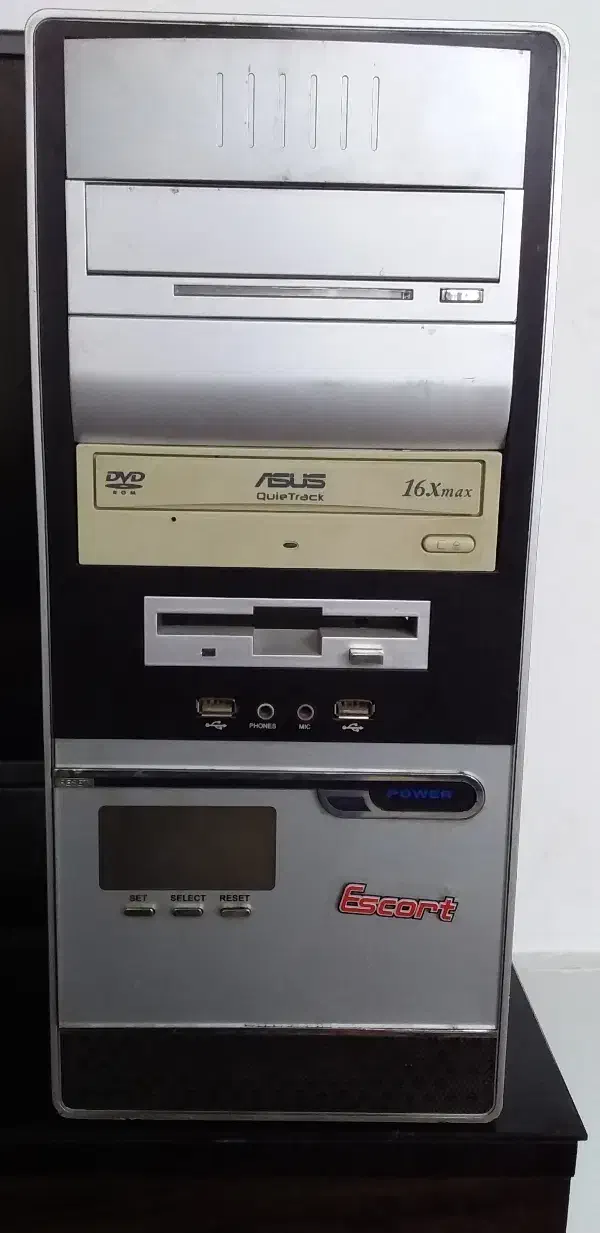 کیس کامل کامپیوتر|رایانه رومیزی|بروجرد, |دیوار