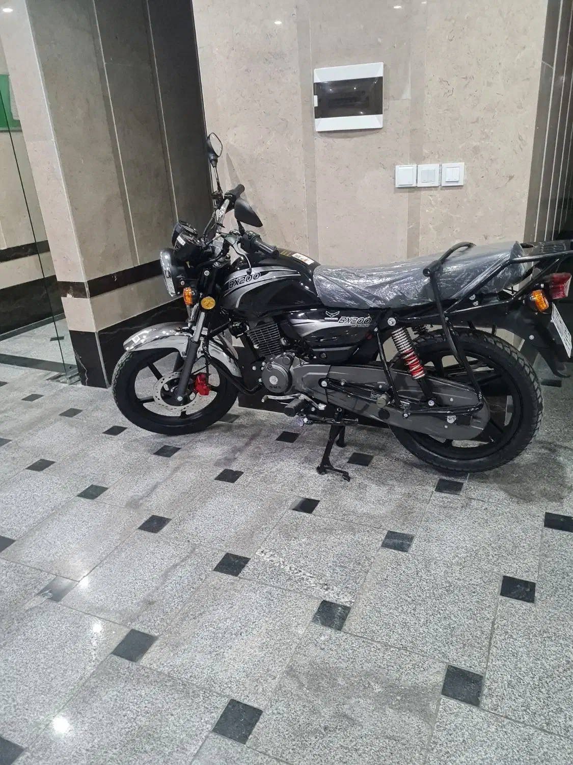 bx200.kldدرحد|موتورسیکلت|تهران, گلچین|دیوار