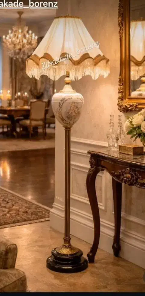 کنار سالنی چینی برنز|چراغ خواب و آباژور|ورامین, ورامین|دیوار