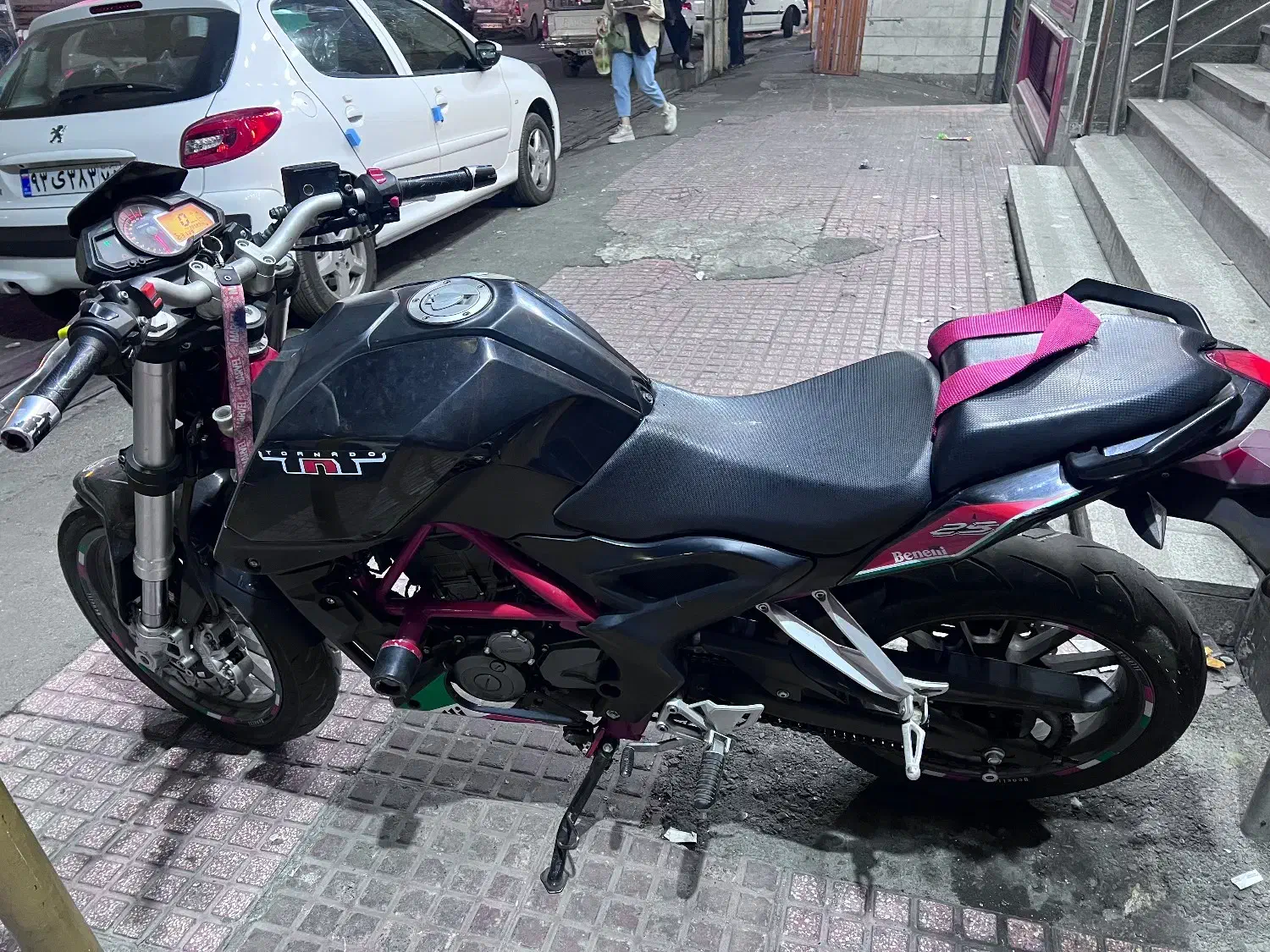 بنلی 250 مدل98|موتورسیکلت|تهران, خلیج فارس|دیوار