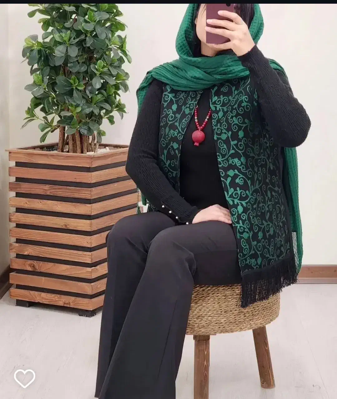 لباس یلدایی|لباس|یزد, |دیوار